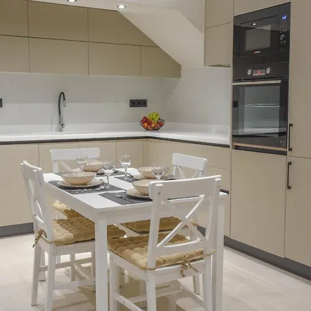 Modern Flat 2 Minutes From The Sea 1 Apartment Rethymno (Crete)